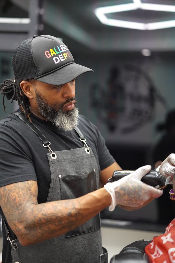 Another Level Barbers — photograph 6 by Andrew Recchia