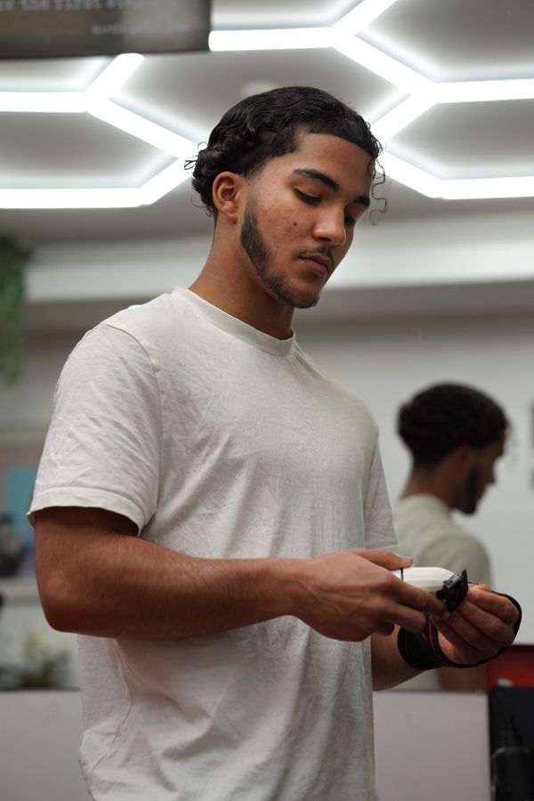 Another Level Barbers — photograph 14 by Andrew Recchia